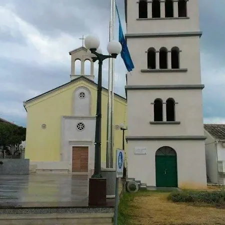 Ticic Lejlighed Povljana